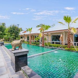 Tontan Resort Cha-Am